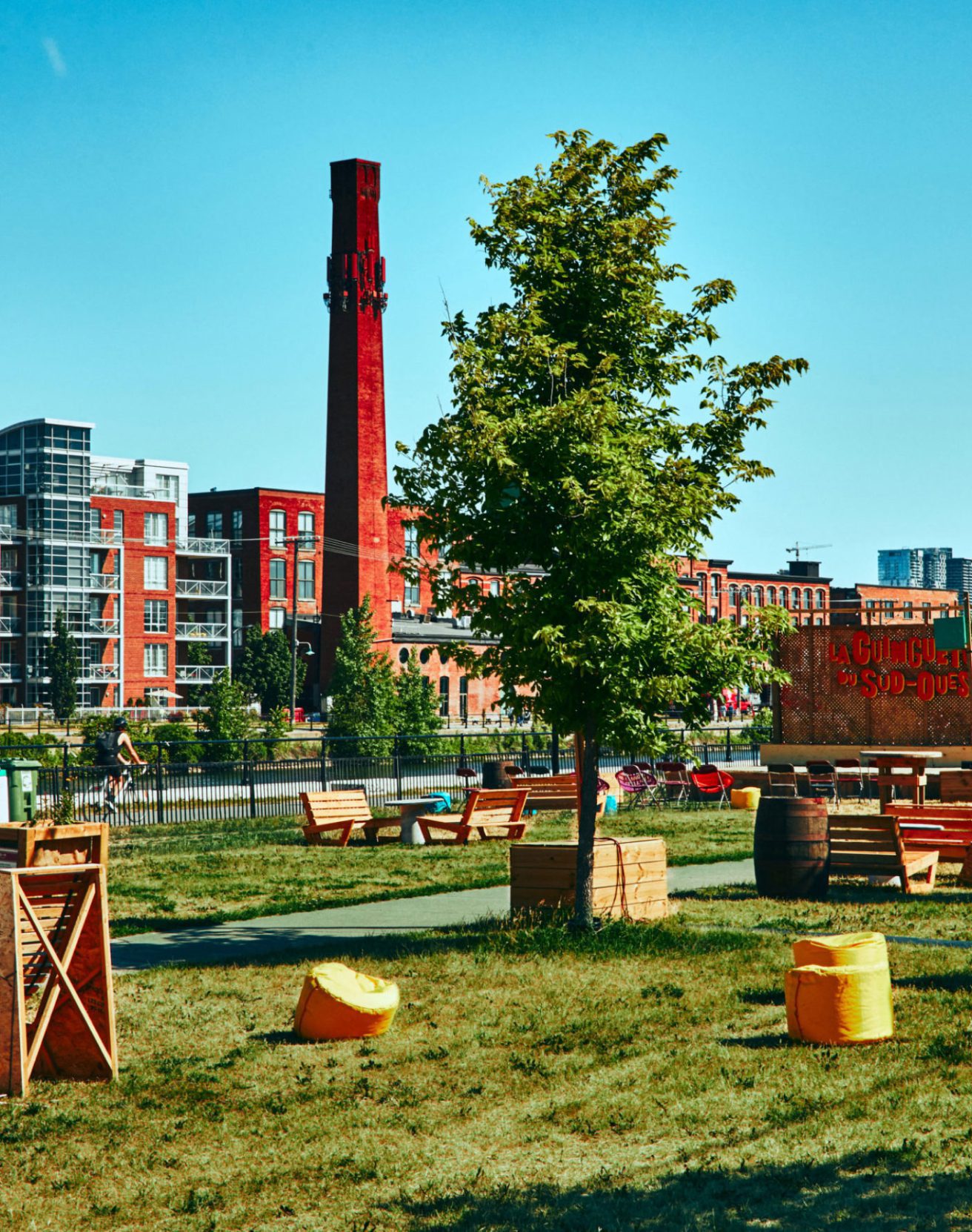 Les couleurs vibrantes du territoire, inspiration pour le design du site web