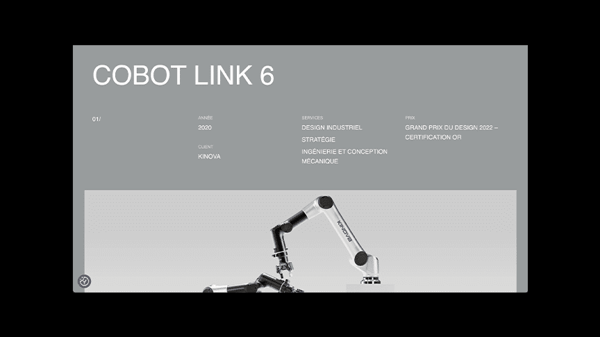 Un bras robotique étiqueté Cobot Link 6 est présenté sur un fond gris avec des détails sur le projet, notamment l'année 2020, le client KNOVA et un prix pour le design industriel.