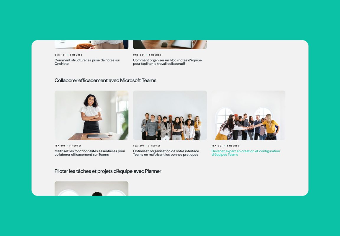 L'interface d'un site web affiche des sections avec des titres d'événements et des images, y compris des personnes dans des environnements professionnels collaborant, se tenant ensemble et s'engageant dans un travail d'équipe, avec un texte en français sur l'utilisation de Microsoft Teams et de Planner.